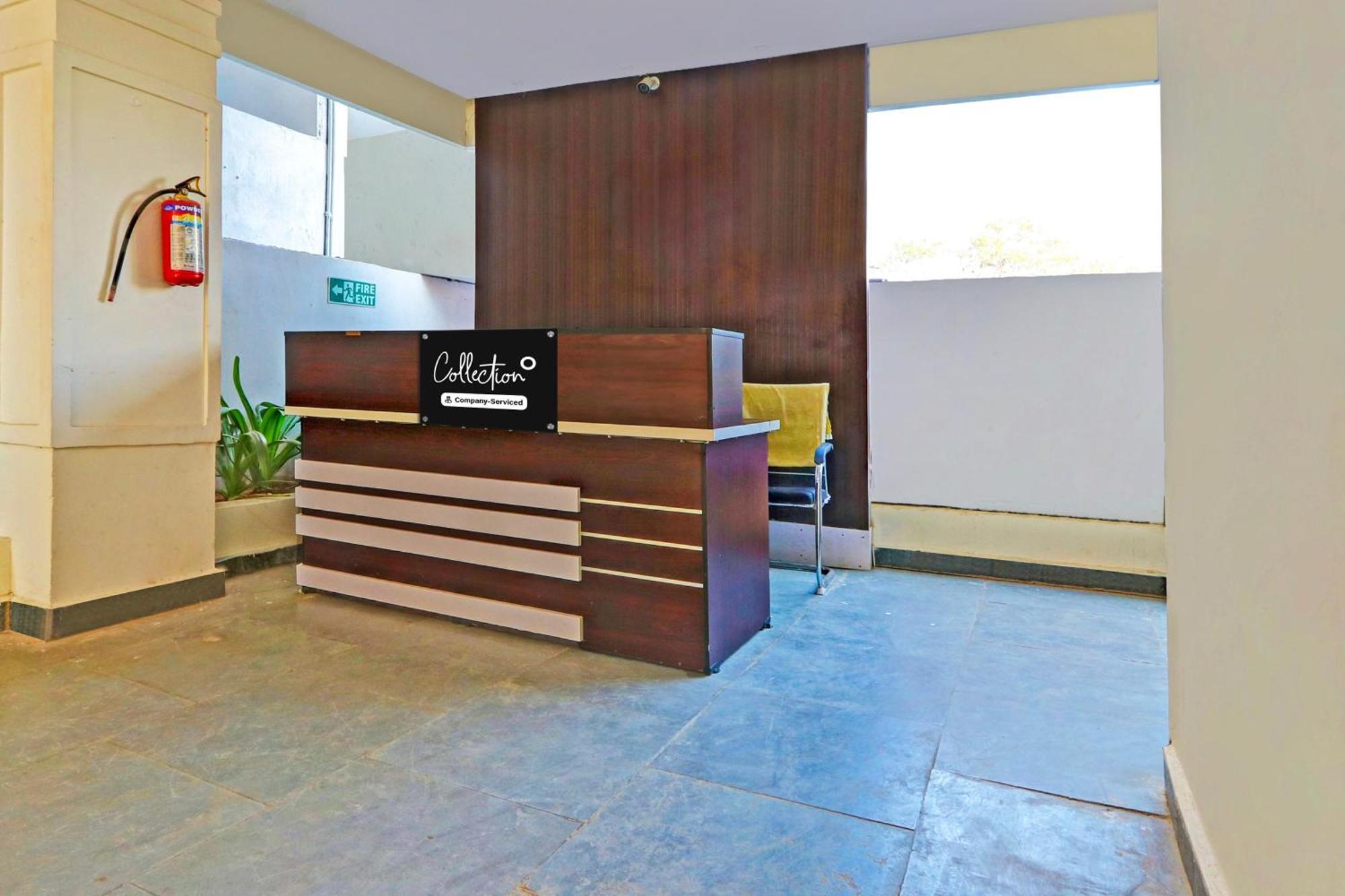Super Collection O Gachibowli Phase 2 Near Isb Hotel Exterior foto