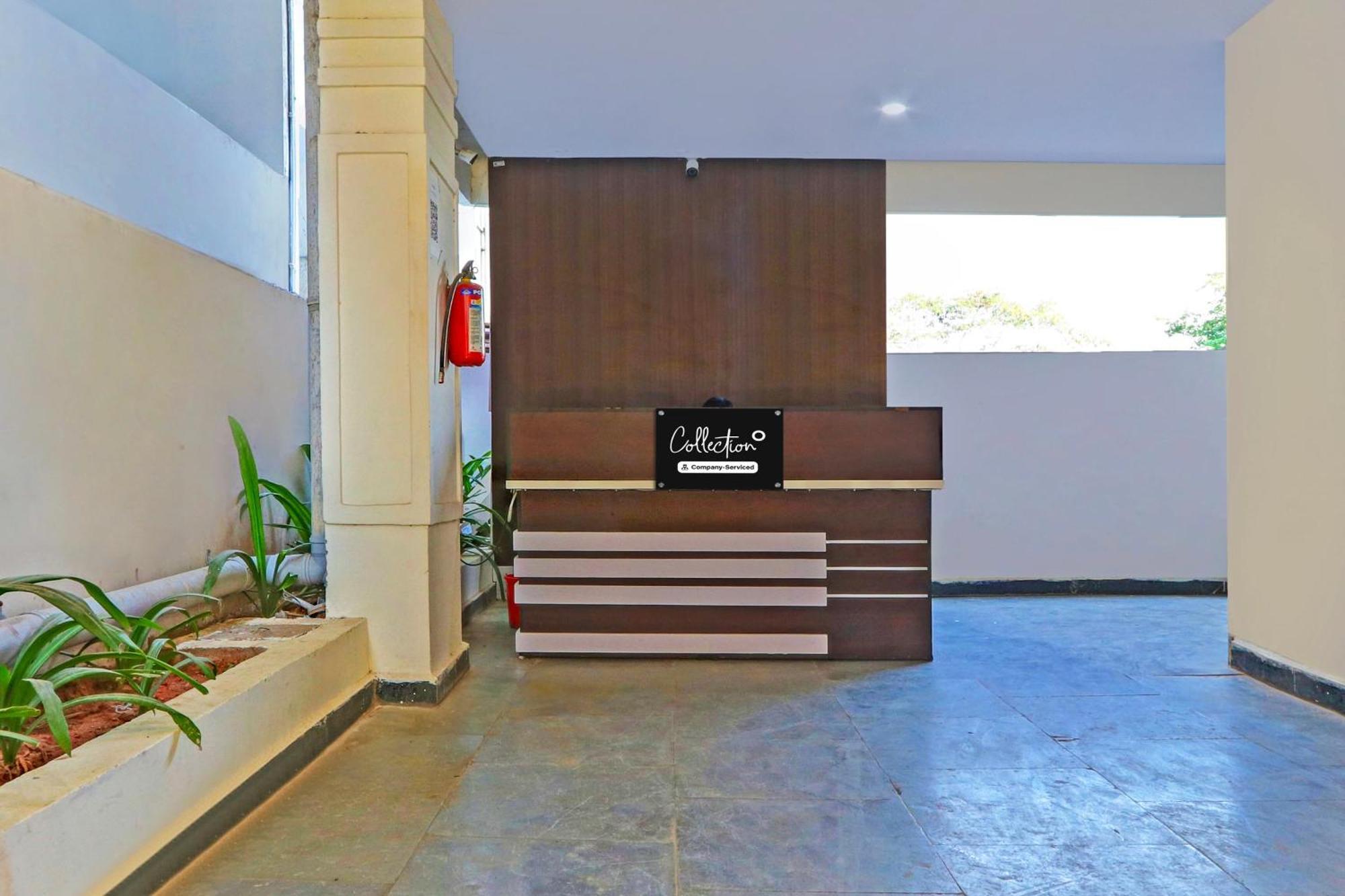 Super Collection O Gachibowli Phase 2 Near Isb Hotel Exterior foto