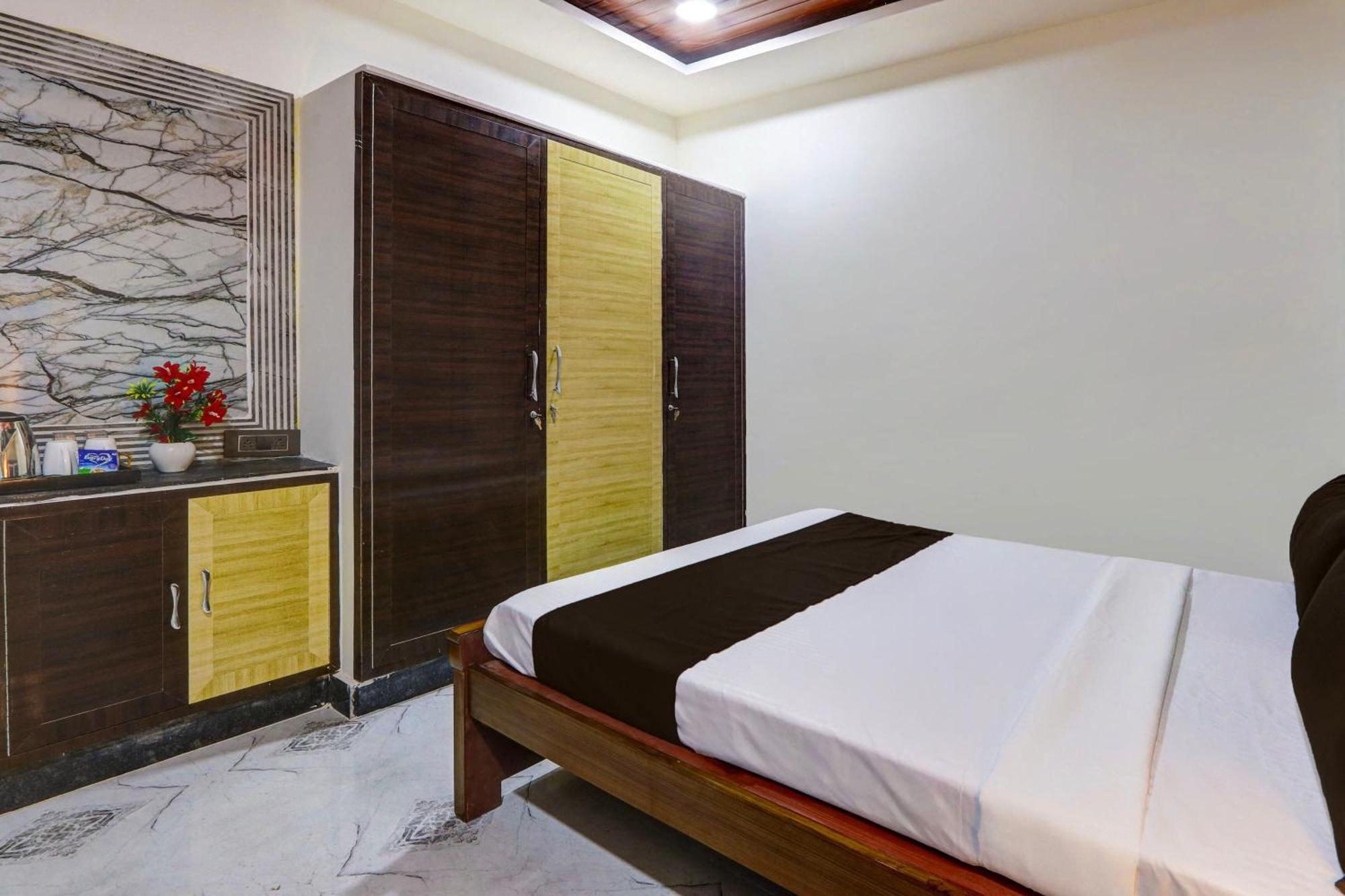 Super Collection O Gachibowli Phase 2 Near Isb Hotel Exterior foto